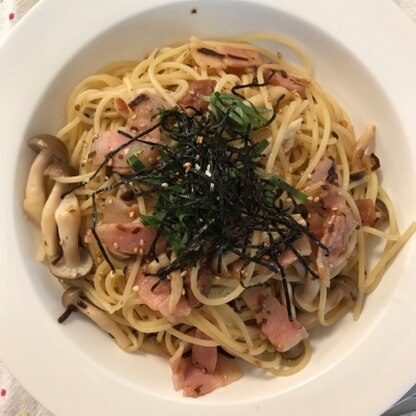 真夏の暑い日でもペロリといける美味しいパスタですね。
簡単なのでまた作りたいです。